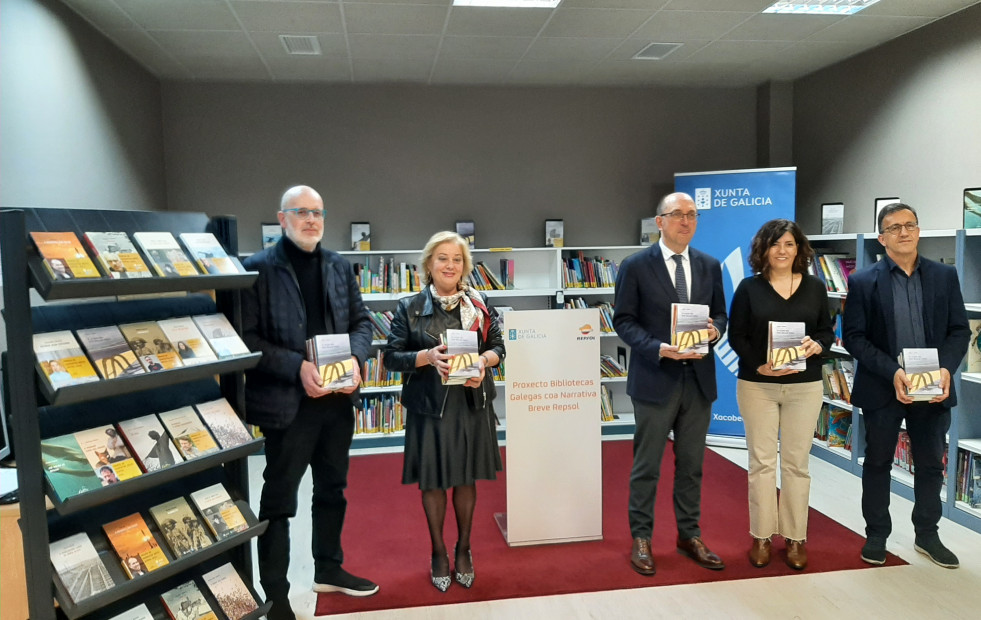 Repsol entrega 300 coleccións do seu Premio Narrativa Breve á Rede de Bibliotecas Públicas de Galicia
