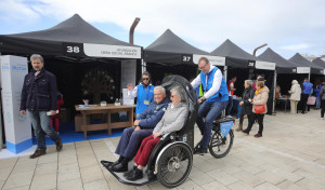 Feira de Voluntariado en O Parrote