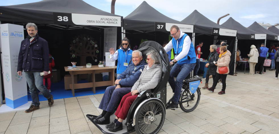 Feira de Voluntariado en O Parrote