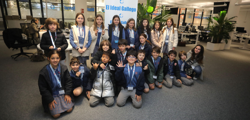 Visita de los niños del colegio Calasanz a El Ideal Gallego