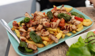 La tortilla de la Estrella, el raxo de O'Sampaio, el pulpo de Gasthof y los callos del Coren Grill, los favoritos de la comida a domicilio