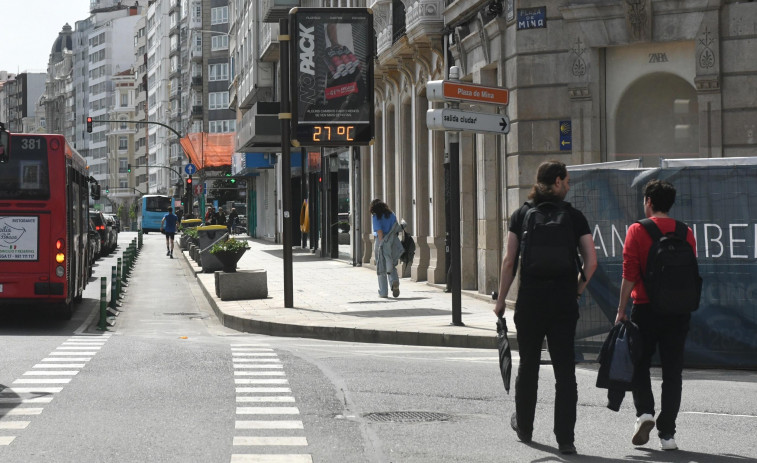 Las altas temperaturas que se registran en Galicia tocarán techo este miércoles