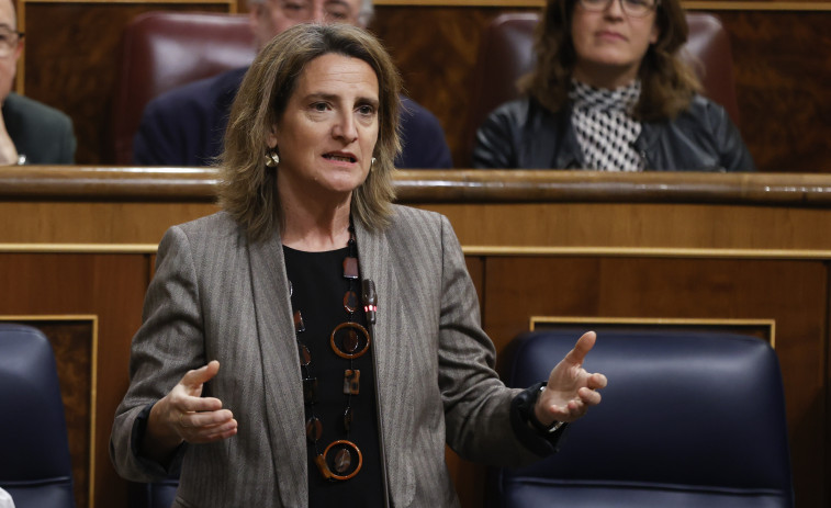 El PP considera el plan español para reformar el sector eléctrico “intervencionista” y Ribera lo ve “capital”