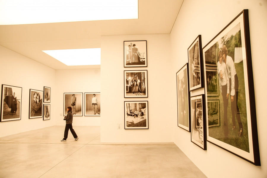 La exposición de Steven Meisel en A Coruña ha recibido ya 100.000 visitantes a un mes de su cierre