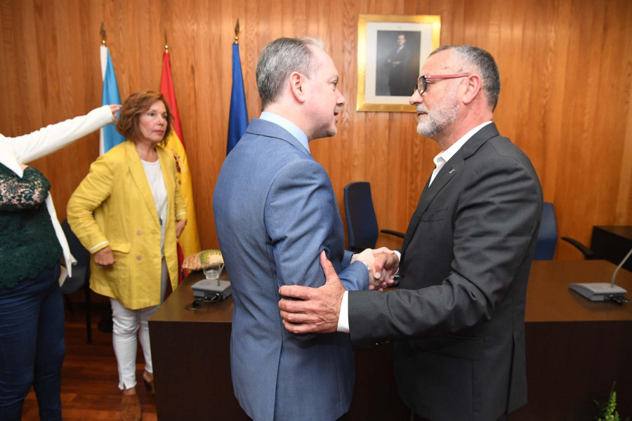 Juan Abalo y María Jesús González dejan el PP cambrés