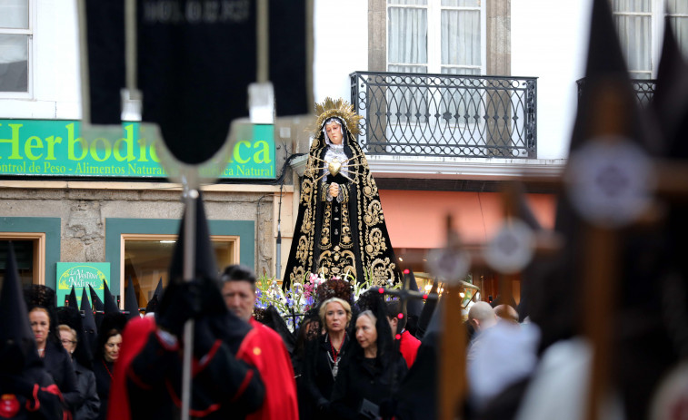 La Virgen de los Dolores recorrió la ciudad para iniciar la Semana Santa de A Coruña