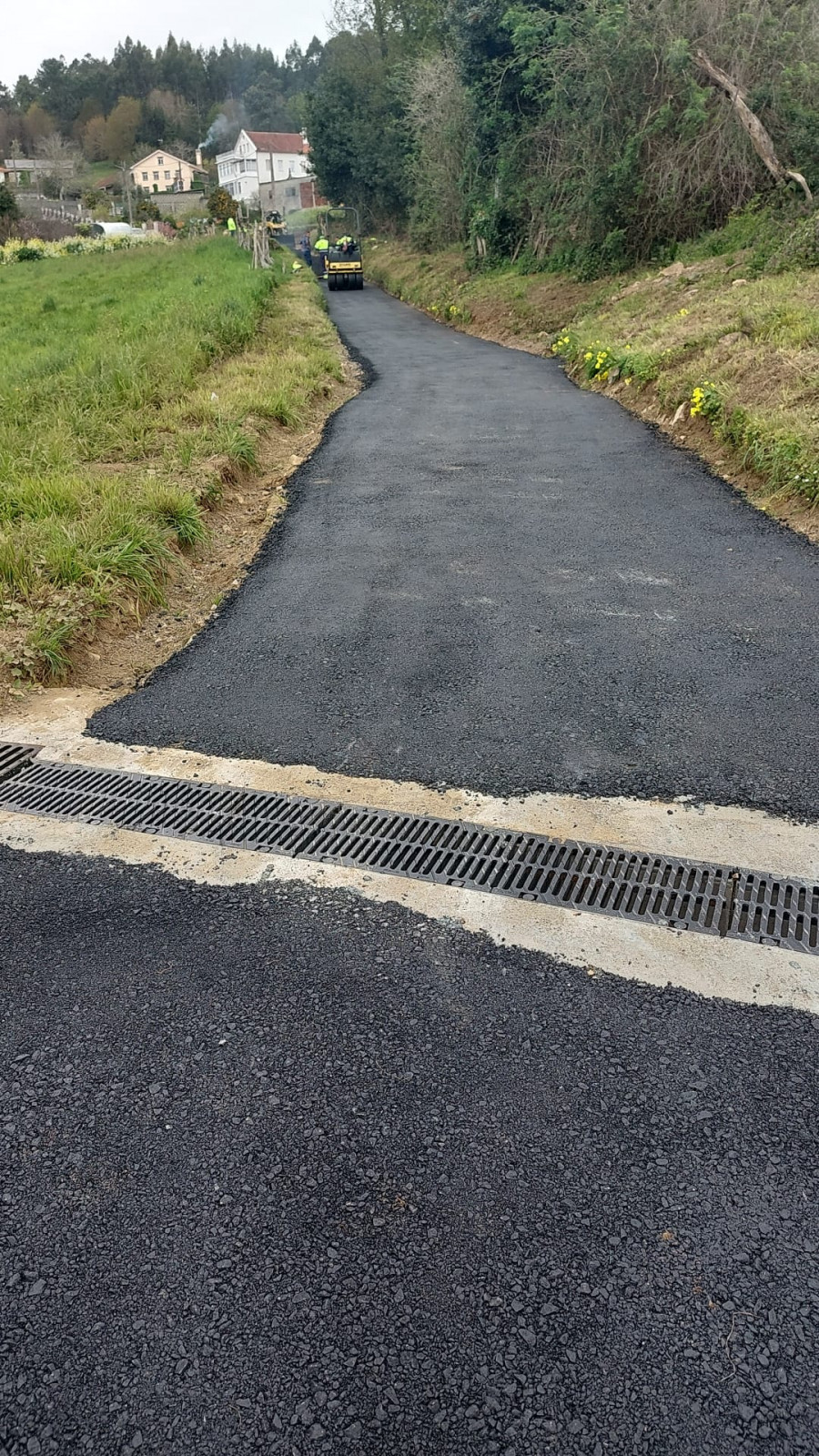 Miño inicia la renovación del pavimento en Vilanova, Perbes y Sombreu