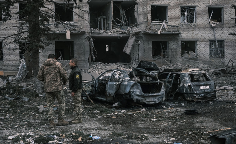 Kiev pide a sus ciudadanos que abandonen los territorios ocupados
