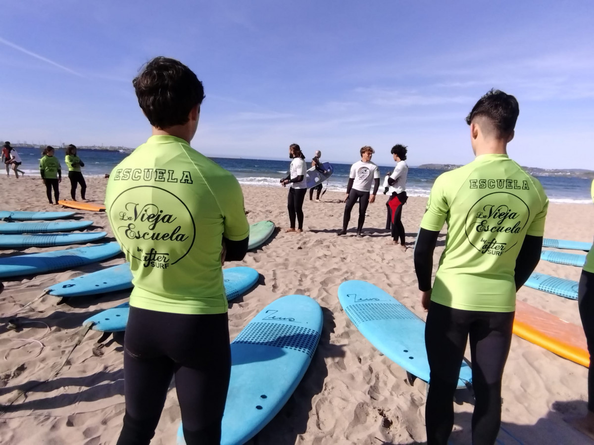 FOTO CULLEREDO  Iniciacion surf 7