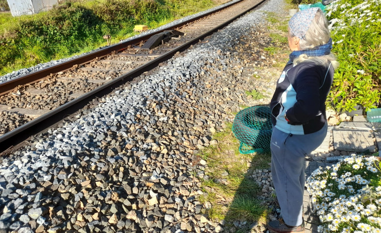 Muere una joven de 22 años arrollada por un tren en As Xubias