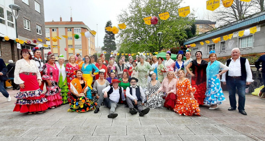 La Feria de Abril de O Ventorrillo sobrepasó las previsiones, agotó existencias y se alargó toda la jornada