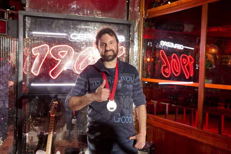 Pedro Nieto, cervecero casero de Valladolid, gana el reto de versionar la 1906 Red Vintage