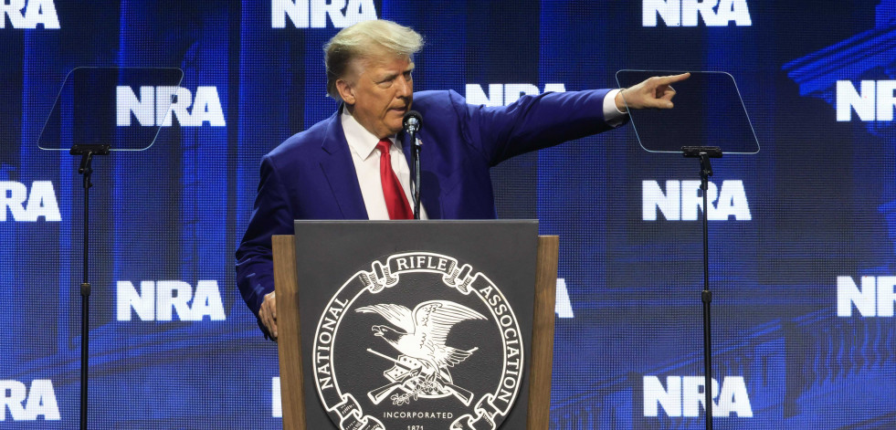 Trump dice que acabará con ciudadanía automática para hijos de 