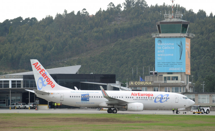 Air Europa cancela vuelos al aeropuerto de Alvedro en su segunda jornada de huelga