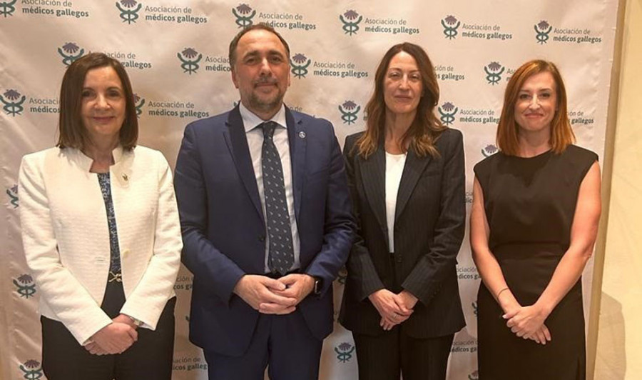 Los tres institutos de investigación sanitaria de Galicia reciben la insignia de oro de Asomega