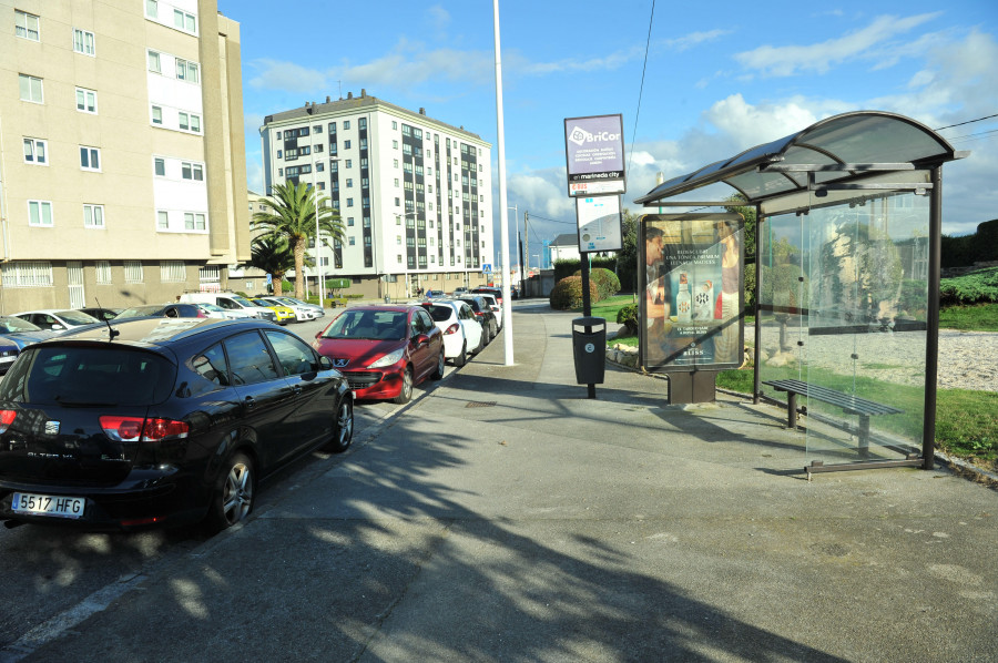 Final feliz para la reivindicación de la parada de bus de Jaime Hervada en A Coruña
