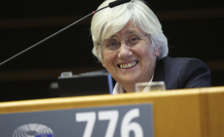 Dictan orden de detención contra Clara Ponsatí porque dio plantón al Supremo 