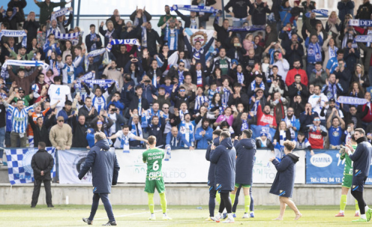 El Depor, trece partidos sin perder en Riazor... pero cuatro sin ganar fuera