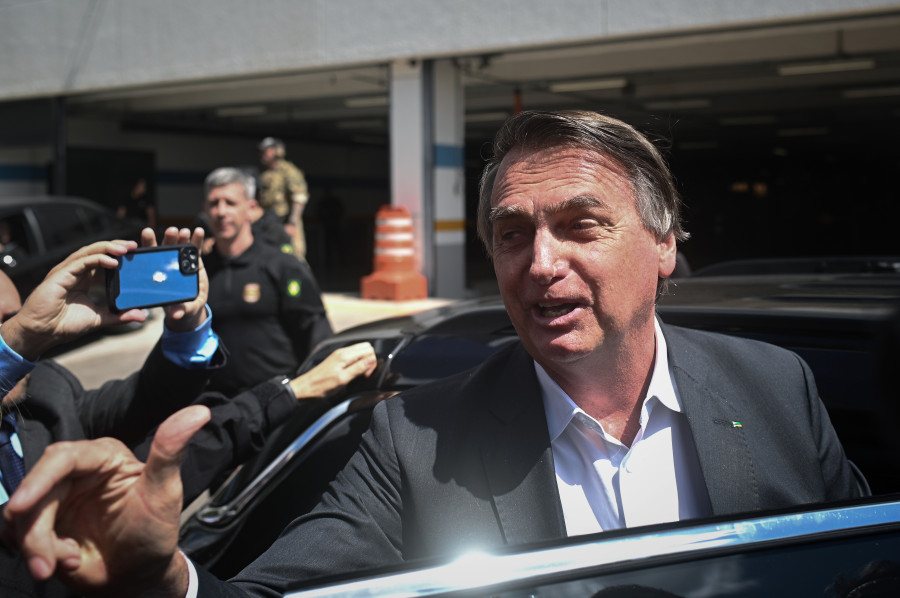 Bolsonaro declara ante la Policía y niega su responsabilidad en el asalto golpista de enero