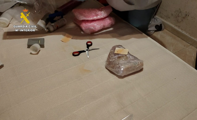 La Guardia Civil de A Coruña desarticuló un  laboratorio de drogas en la localidad de Getafe