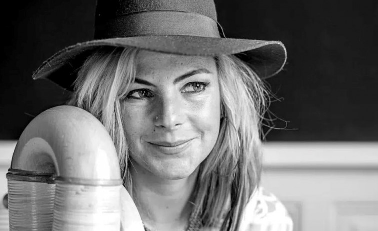 Muere la artista suiza Eliana Burki, que llevó el alpenhorn a la música pop