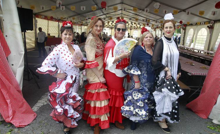 Éxito de público en la Feria de Abril organizada por el Sporting Cambre