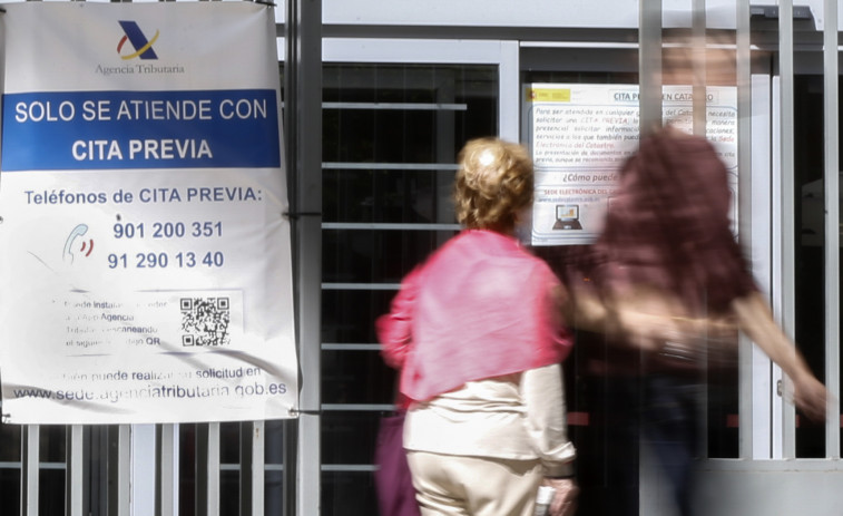 Los contribuyentes pueden solicitar desde este miércoles cita previa para atención telefónica de la Renta