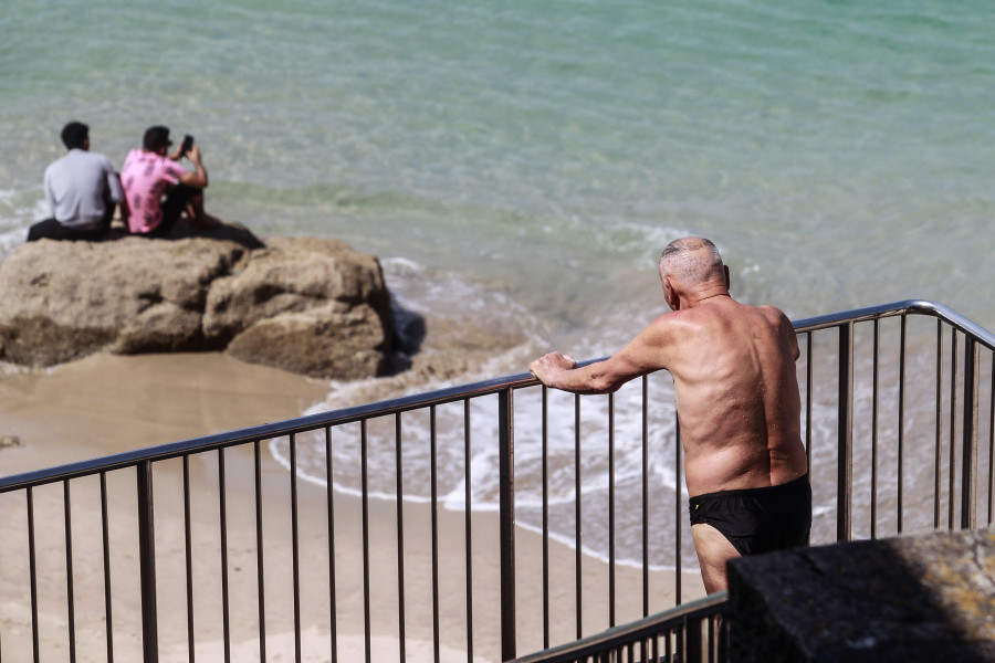 A Coruña se pone el bañador para recibir el calor del mes de mayo