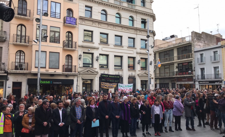 La familia de la niña de 11 años agredida en Badalona abandonará la ciudad