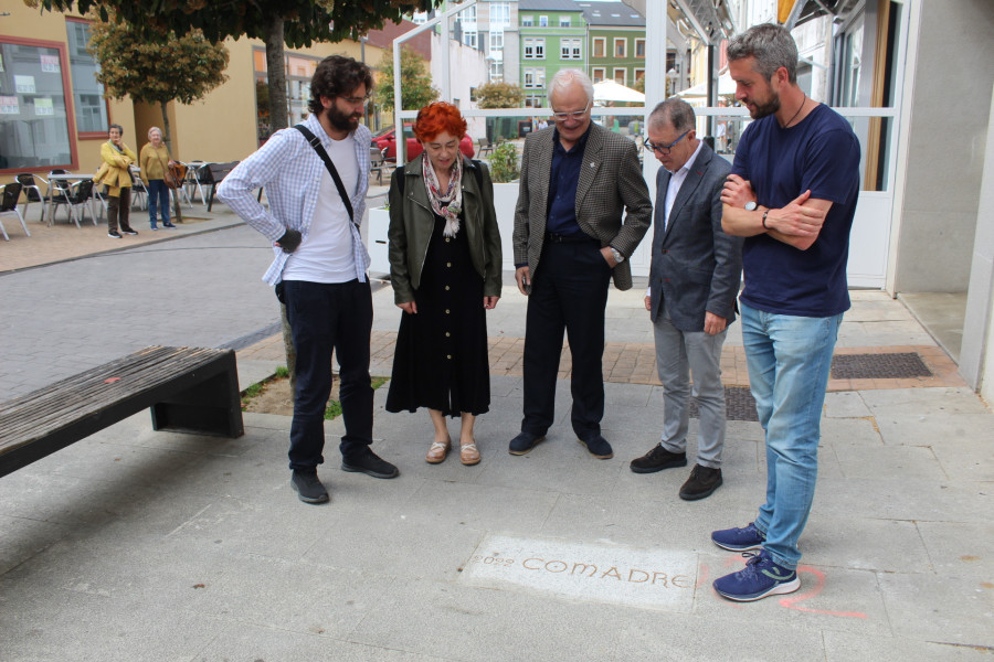 O Concello de Lugo incorpora ao paseo das Palabras do Ano “comadre”, a voz gañadora de 2022