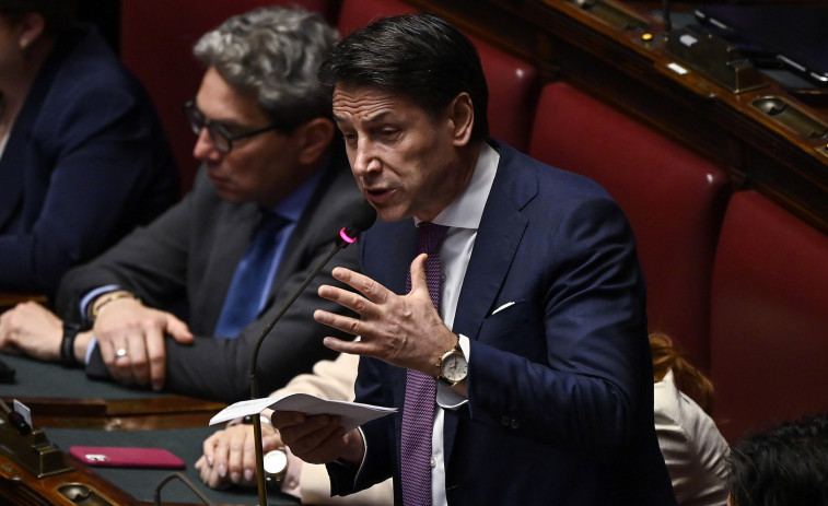 El ex primer ministro italiano Giuseppe Conte, agredido por un 