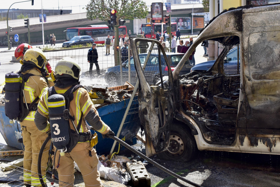 Los coruñeses denuncian un incendio al seguro cada 24 horas