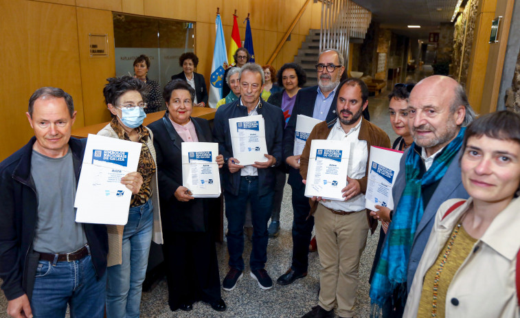 Más de 15.000 firmas para apoyar la iniciativa popular de 