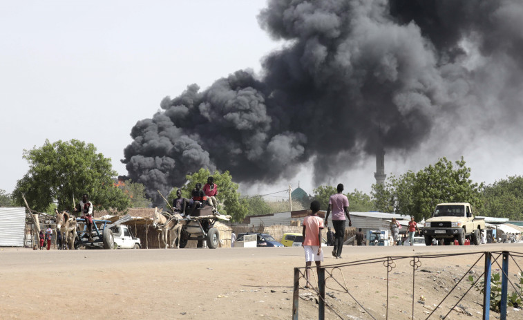 Nuevos combates en Jartum antes del reinicio del diálogo sudanés en Arabia Saudí