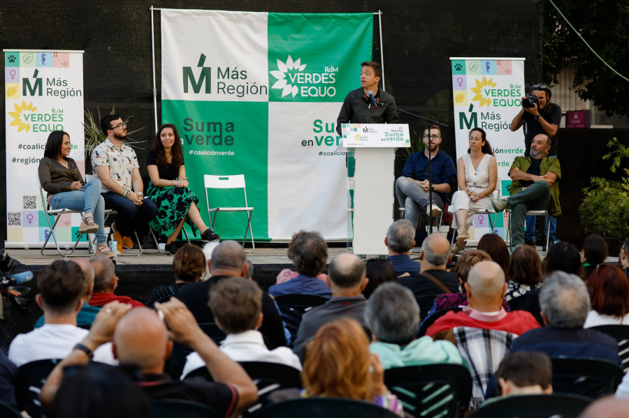 Errejón acusa a los gobiernos autonómicos del PP de declarar la guerra al medio ambiente