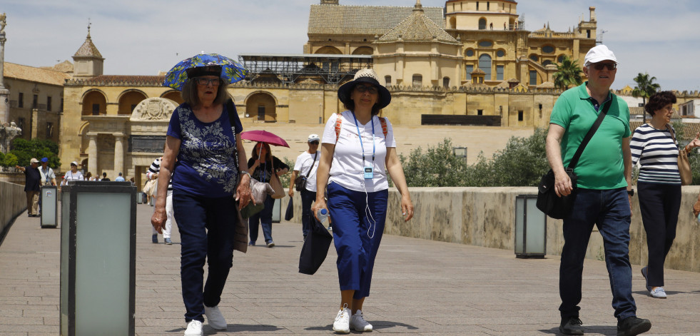 España pone en marcha ya su plan contra el calor, que actualiza los umbrales  de riesgo para la salud