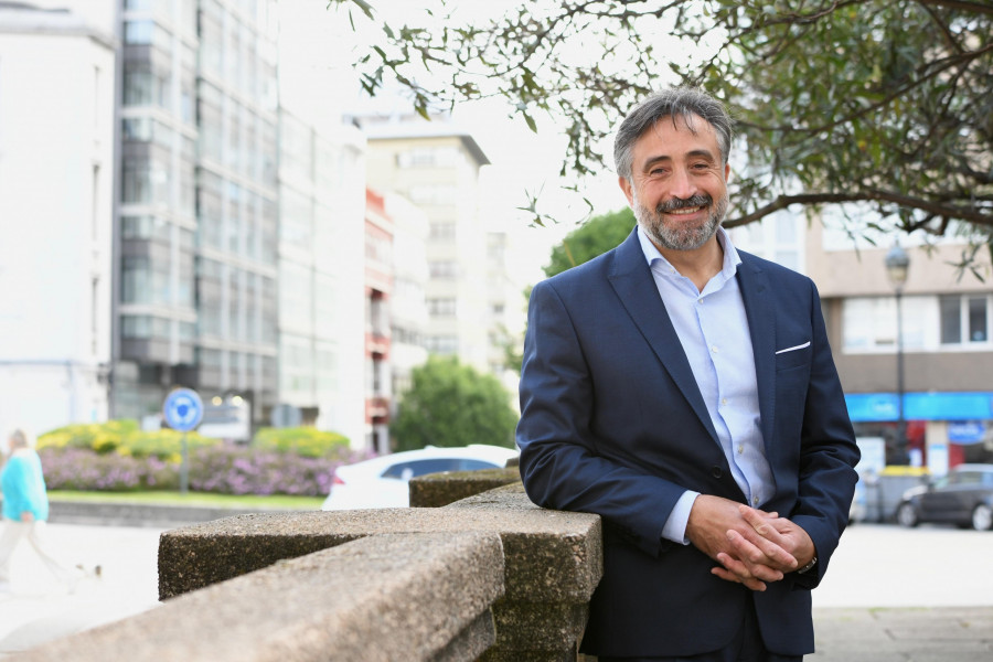 Manuel Ferreirós: “Crearemos un metro urbano e interurbano para mejorar la movilidad”