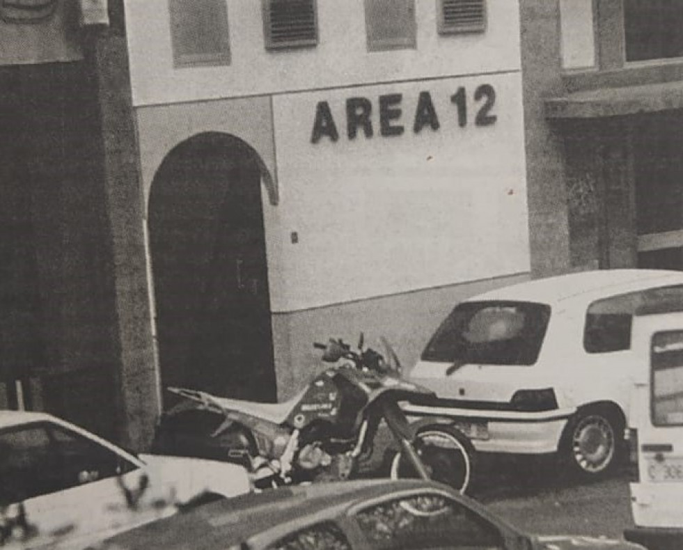 Pub 1998