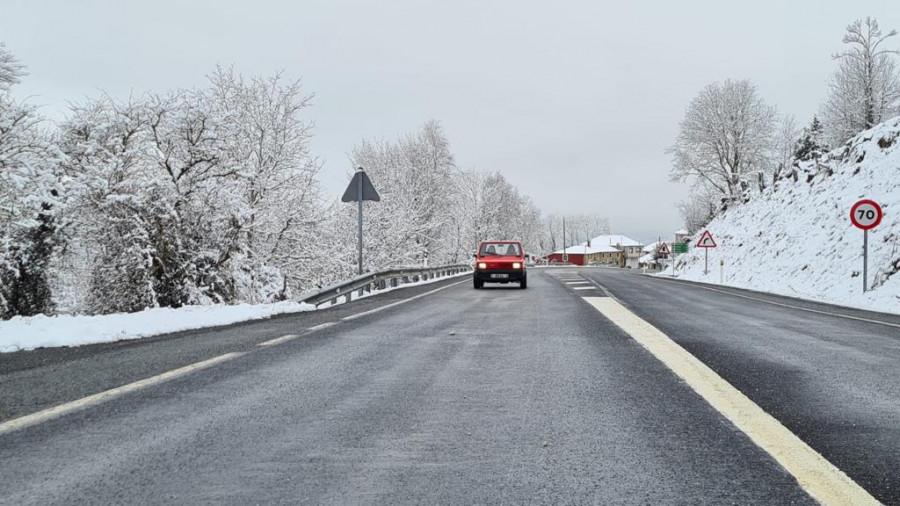 La Ruta N-VI, que conecta Madrid con A Coruña por la carretera radial, ya tiene pasaportes