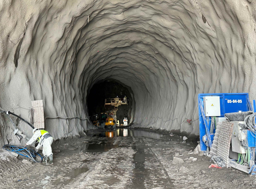 Toma forma el túnel del acceso ferroviario al Puerto Exterior de A Coruña