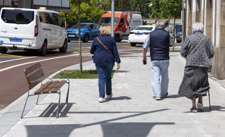 Fernández-Latorre estrena urbanización ganando espacio para peatones y bicletas