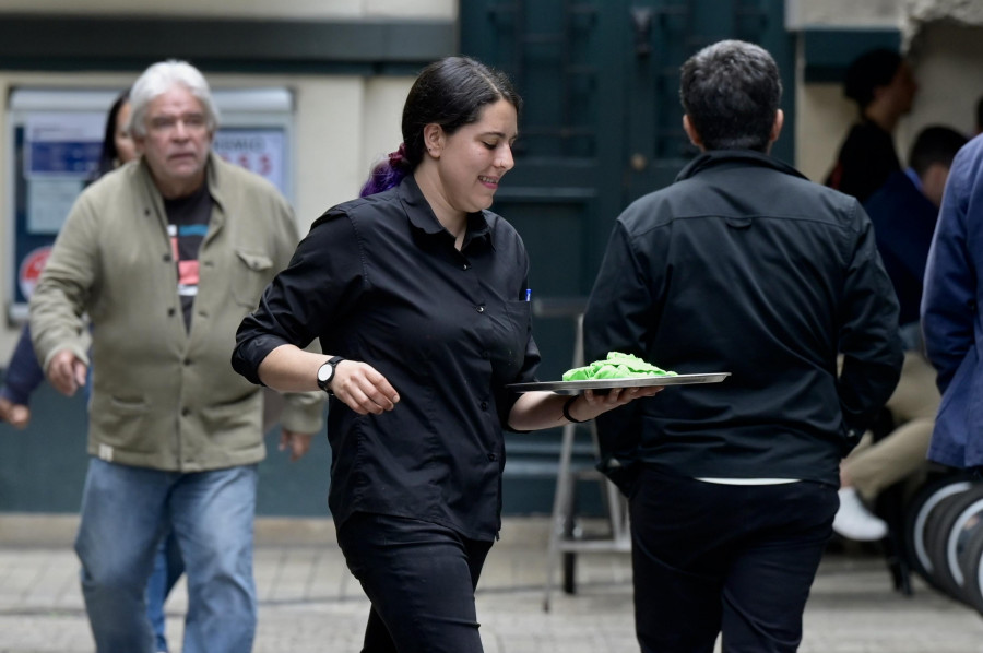 Reportaje | La hostelería coruñesa defiende el cumplimiento de los horarios laborales y descarta la fórmula guipuzcoana