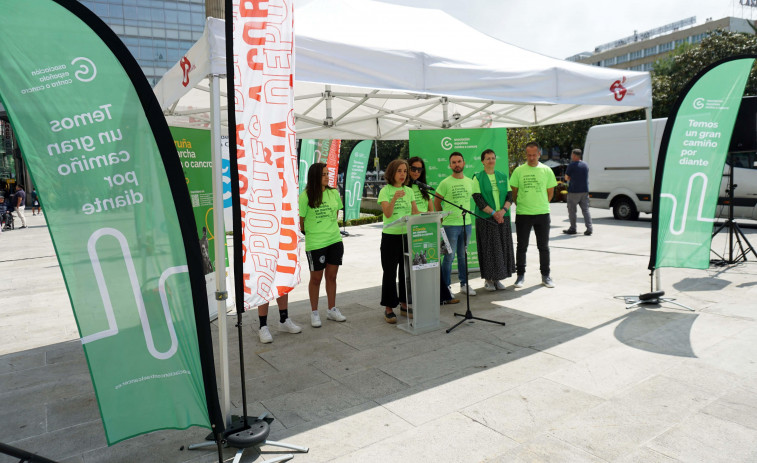 La Asociación Española contra el Cáncer y el Ayuntamiento de A Coruña presentan la décima andaina solidaria