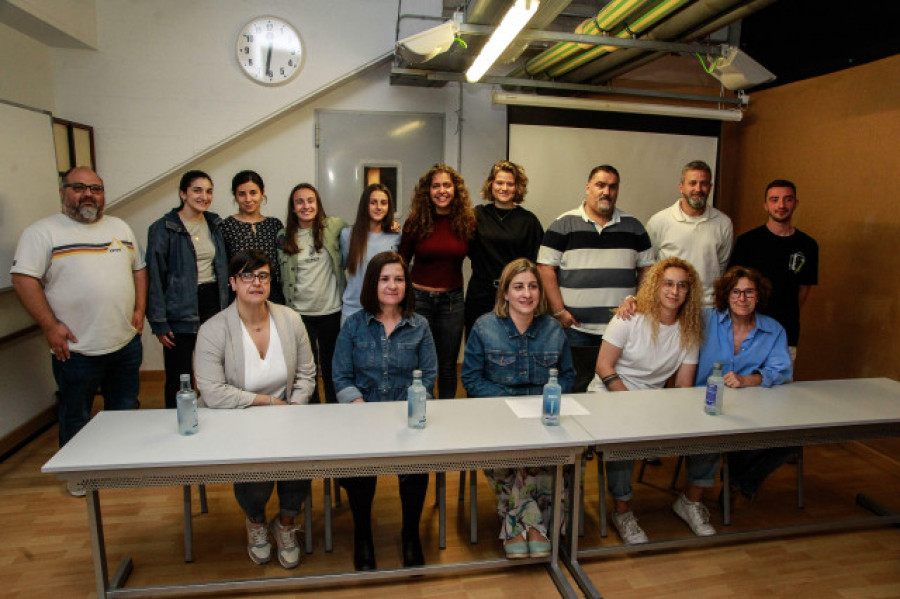 El HC Coruña femenino toma el relevo del Liceo con ilusión y transparencia