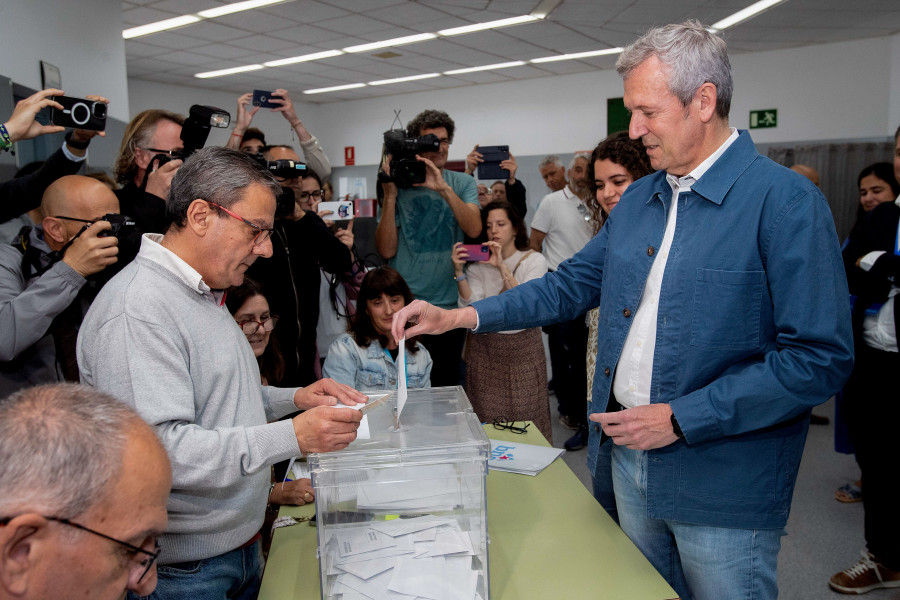 Rueda anima a los gallegos a votar para decidir "el gobierno de 313 ayuntamientos durante cuatro años"