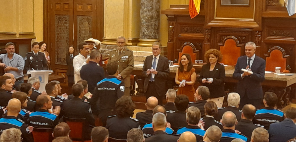 El PSOE y el BNG aplazan la negociación en A Coruña hasta la semana que viene