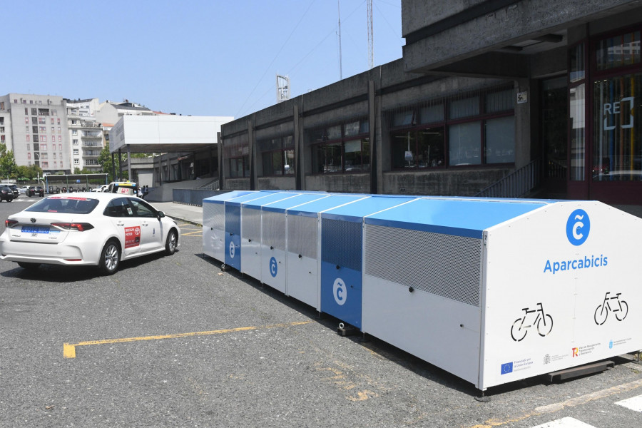 La estación de autobuses de A Coruña tiene nuevo inquilino: un aparcabicis inteligente