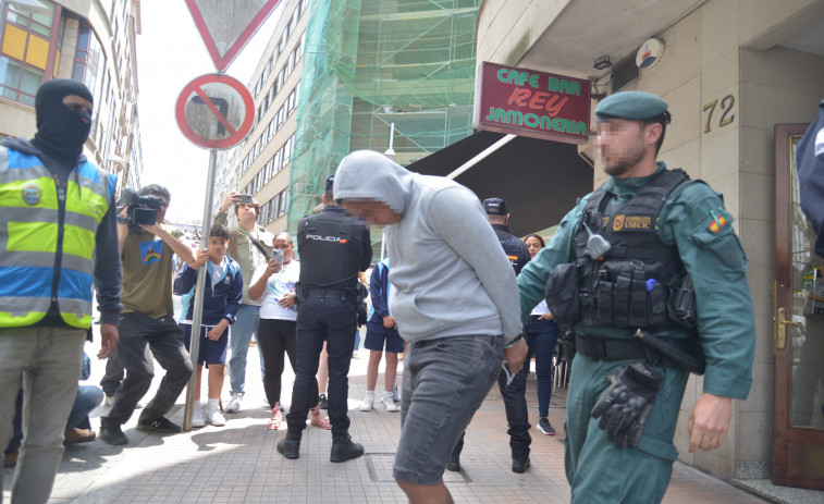 Al menos nueve detenidos por robos con violencia en el operativo desplegado en Ourense, Pontevedra y Barcelona