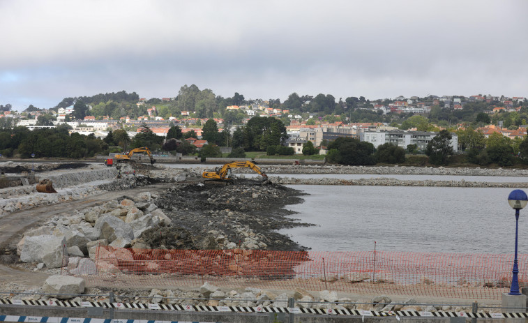 Culleredo terminará este mes la primera fase del dragado de la ría de O Burgo