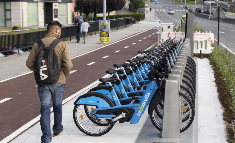 Someso y la Maestranza ya cuentan con sus estaciones de BiciCoruña